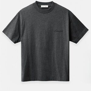 Fear of God ESSENTIALS Charcoal
Heather Classic Short Sleeve T-Shirt